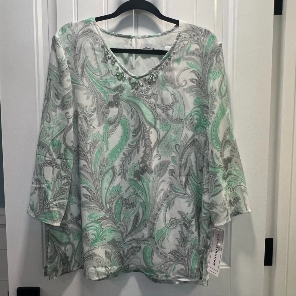Alfred Dunner Green & White ‘High Tea’ Long Sleeved Lined‎ Blouse. Size 16. NWT.
